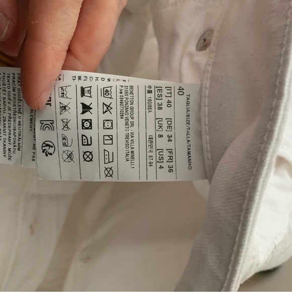 United Color’s of Benetton white wide leg jeans - Picture 7 of 9